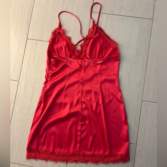 Revolve superdown dress - Picture 3 of 4